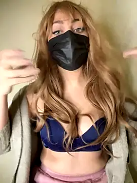 Snapshot of Mayoosh6 chatting on November 19, 2025, 5:35 pm Mayoosh6 online show from November 19, 2025, 5:35 pm