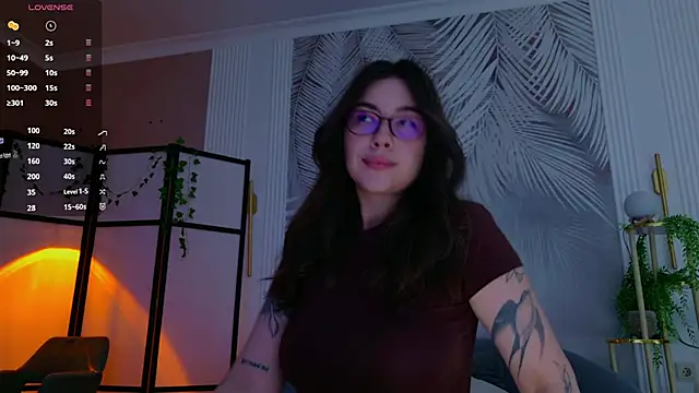 Snapshot of Marie_Diaze chatting on June 12, 2026, 5:05 am Marie Diaze online show from June 12, 2026, 5:05 am