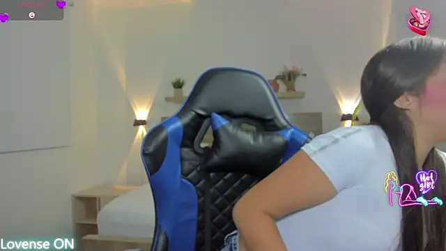 nataly rodri online show from February 13, 2026, 1:49 am