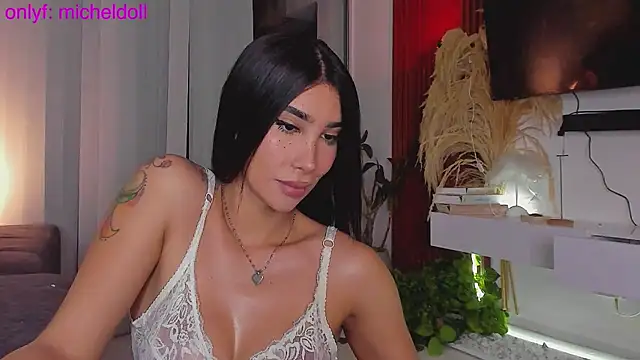 Snapshot of GarciaMilu chatting on July 13, 2026, 1:38 am GarciaMilu online show from July 13, 2026, 1:38 am