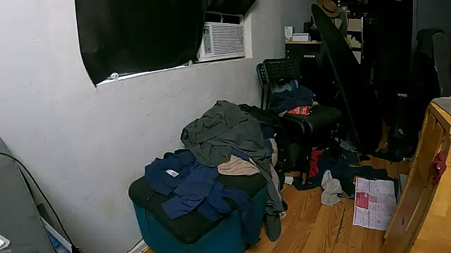 Snapshot of leanjamesdean chatting on September 19, 2025, 12:14 am leanjamesdean online show from September 19, 2025, 12:14 am