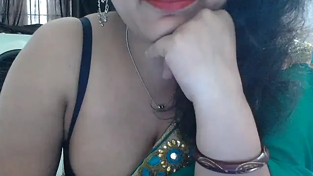 Snapshot of Maria_55 chatting on May 5, 2026, 8:06 am Maria 55 online show from May 5, 2026, 8:06 am