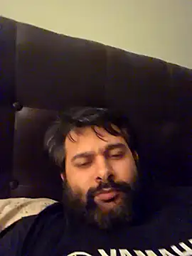 Snapshot of Sakhtlaundaz chatting on February 18, 2025, 6:15 am Sakhtlaundaz online show from February 18, 2025, 6:15 am