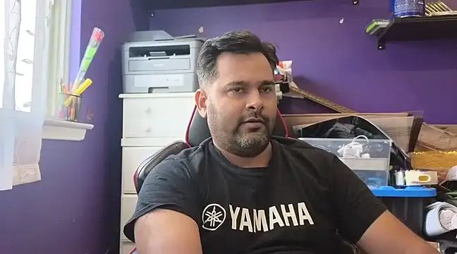 Snapshot of Sakhtlaundaz chatting on March 12, 2025, 7:58 pm Sakhtlaundaz online show from March 12, 2025, 7:58 pm