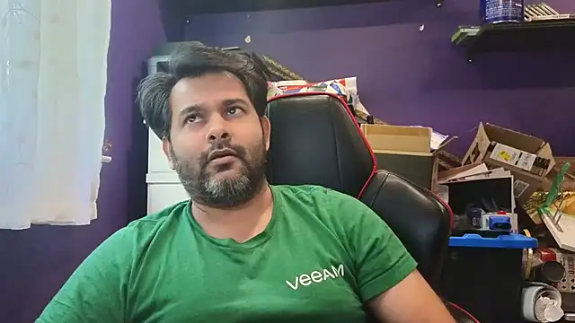 Snapshot of Sakhtlaundaz chatting on October 2, 2025, 2:09 pm Sakhtlaundaz online show from October 2, 2025, 2:09 pm