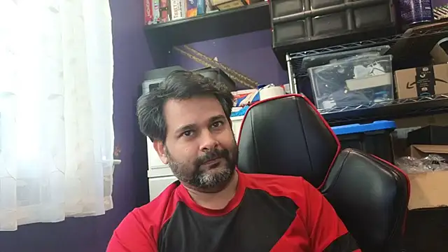 Snapshot of Sakhtlaundaz chatting on October 6, 2025, 12:50 pm Sakhtlaundaz online show from October 6, 2025, 12:50 pm