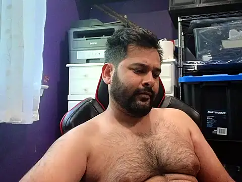 Snapshot of Sakhtlaundaz chatting on October 14, 2025, 8:42 pm Sakhtlaundaz online show from October 14, 2025, 8:42 pm