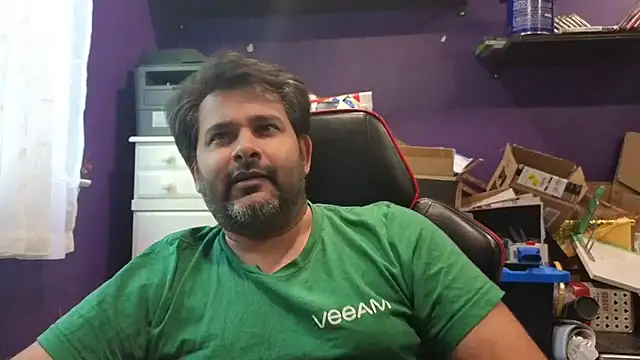 Snapshot of Sakhtlaundaz chatting on September 30, 2025, 9:10 pm Sakhtlaundaz online show from September 30, 2025, 9:10 pm