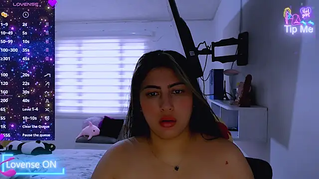 siddhixxx 592 online show from June 25, 2026, 6:35 pm