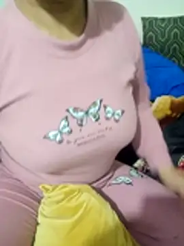 Snapshot of lolo890 chatting on November 11, 2025, 3:23 am lolo890 online show from November 11, 2025, 3:23 am