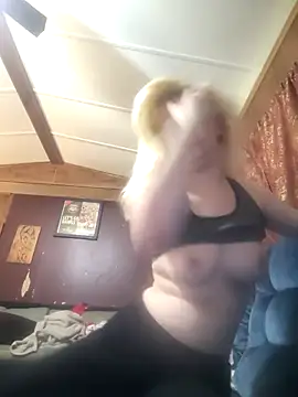 AshleyDalton101 online show from March 26, 2026, 6:28 pm