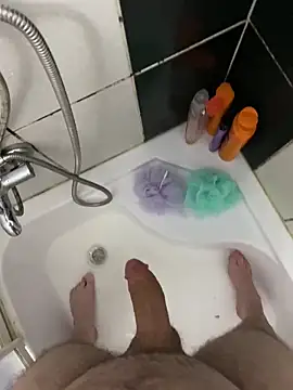 kasbey00 online show from November 24, 2025, 8:09 pm