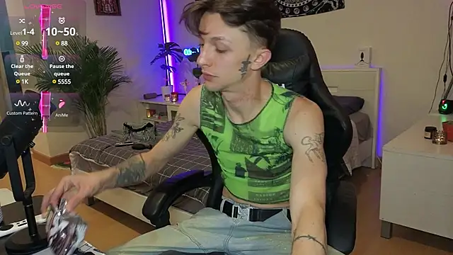 Snapshot of Tima_Lexikov_ chatting on December 29, 2024, 8:55 am Tima Lexikov online show from December 29, 2024, 8:55 am