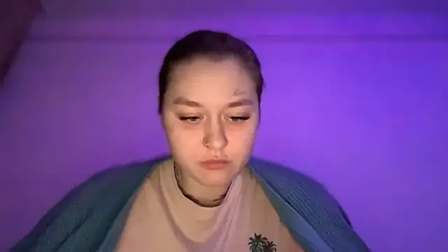 Snapshot of Isabel-Bailey chatting on November 7, 2025, 8:02 pm Isabel-Bailey online show from November 7, 2025, 8:02 pm