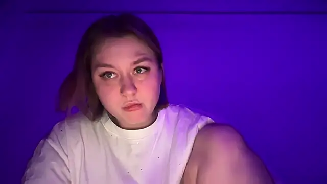 Snapshot of Isabel-Bailey chatting on October 30, 2025, 9:01 pm Isabel-Bailey online show from October 30, 2025, 9:01 pm