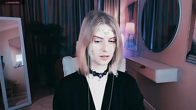 Noah ElmerX online show from March 11, 2025, 5:02 pm