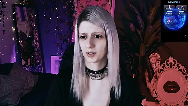 Snapshot of Noah_ElmerX chatting on April 15, 2026, 3:38 pm Noah ElmerX online show from April 15, 2026, 3:38 pm