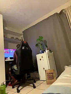 Snapshot of YesTheSexiest chatting on December 1, 2024, 7:08 pm YesTheSexiest online show from December 1, 2024, 7:08 pm