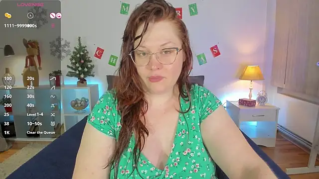 CutieGinger online show from January 10, 2025, 7:21 pm