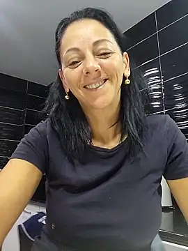 bruneta sexy23 online show from September 27, 2025, 3:45 am