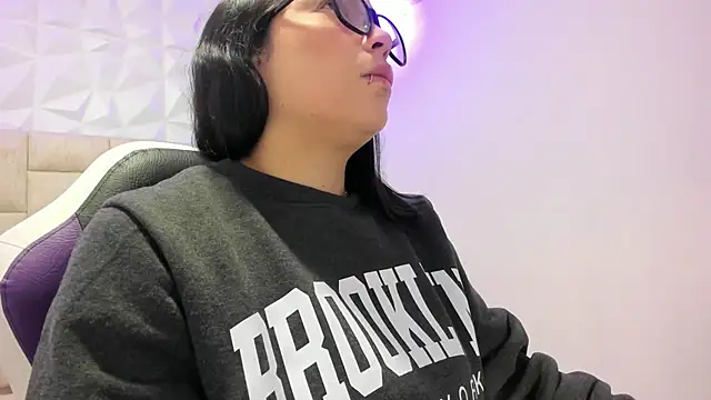 PauletteJ online show from February 23, 2026, 11:44 am