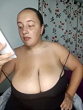 Snapshot of Miss-boobs chatting on October 20, 2025, 7:47 pm Miss-boobs online show from October 20, 2025, 7:47 pm