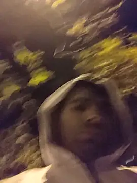 Snapshot of J0nyhson chatting on November 1, 2025, 6:13 pm J0nyhson online show from November 1, 2025, 6:13 pm