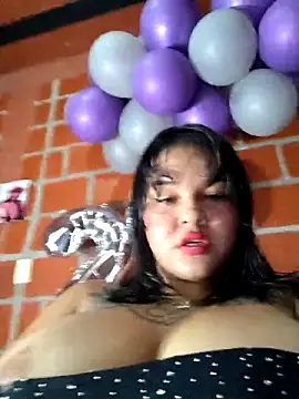 Bellota 22 Fuckme online show from April 7, 2026, 12:18 pm