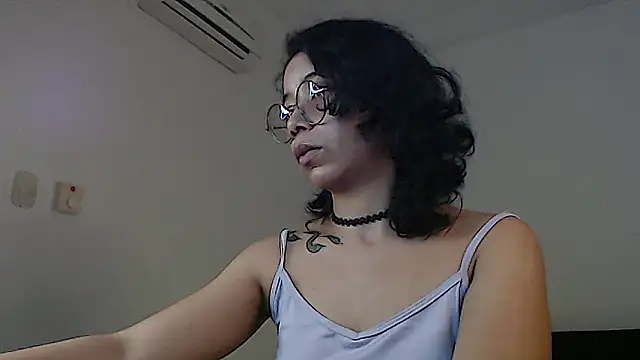 Putaku San online show from December 18, 2025, 6:07 am