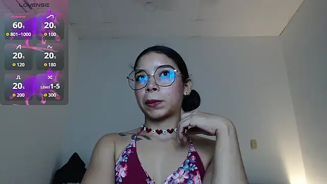 Putaku San online show from October 8, 2025, 4:25 am