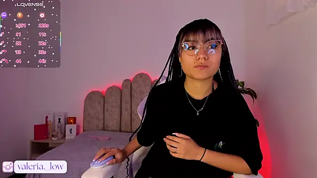 Snapshot of nahia_low chatting on October 3, 2025, 12:14 am nahia low online show from October 3, 2025, 12:14 am