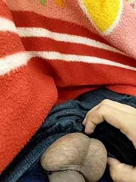 Horny boy321 online show from September 16, 2025, 7:37 pm