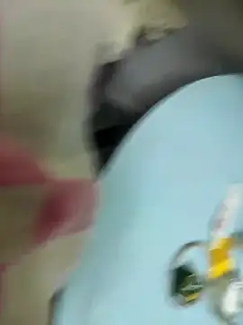 Horny boy321 online show from November 28, 2025, 8:20 pm