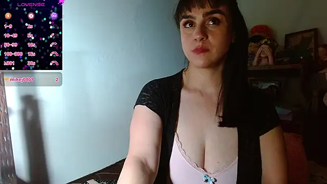 collette beaufoy  online show from November 26, 2025, 7:19 am