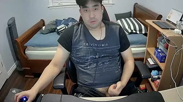 Koreanboy171 online show from February 22, 2026, 5:10 am