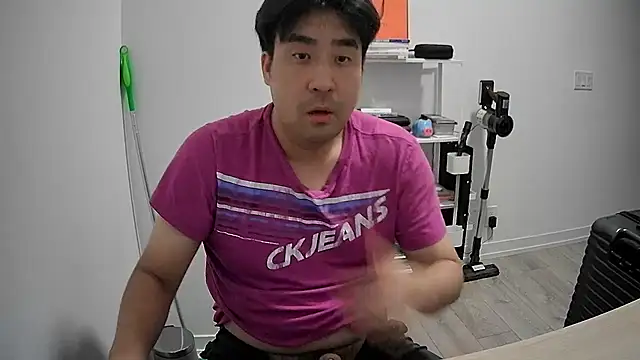 Koreanboy171 online show from July 28, 2026, 11:59 pm
