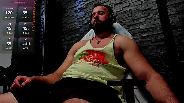 Snapshot of David_Big_Daddy chatting on May 22, 2026, 6:06 pm David Big Daddy online show from May 22, 2026, 6:06 pm