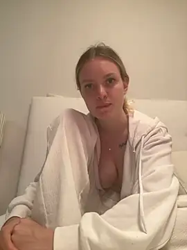 Snapshot of mariemelissah chatting on February 28, 2025, 3:15 pm mariemelissah online show from February 28, 2025, 3:15 pm