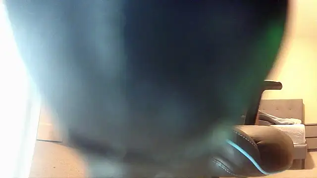 capjacksparrow3 online show from January 5, 2025, 4:25 am