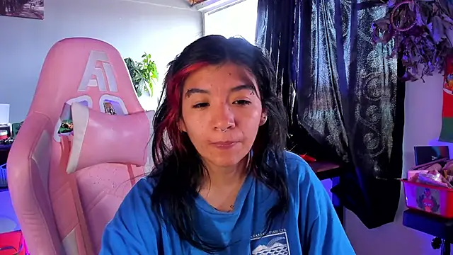 Snapshot of annie_walker6 chatting on December 21, 2025, 6:53 pm annie walker6 online show from December 21, 2025, 6:53 pm