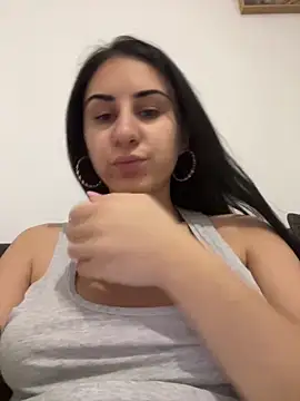 JenniferEdith online show from December 28, 2024, 2:21 pm