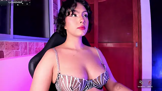 Snapshot of AnnaFoox1 chatting on November 30, 2025, 1:06 am AnnaFoox1 online show from November 30, 2025, 1:06 am