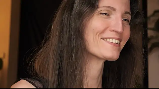 Snapshot of yulladao chatting on October 4, 2025, 6:53 pm yulladao online show from October 4, 2025, 6:53 pm