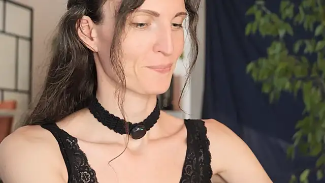 Snapshot of yulladao chatting on October 14, 2025, 5:02 pm yulladao online show from October 14, 2025, 5:02 pm