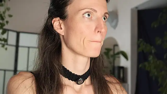 Snapshot of yulladao chatting on October 12, 2025, 5:14 pm yulladao online show from October 12, 2025, 5:14 pm