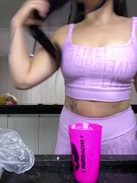 Snapshot of lupyta20 chatting on September 15, 2025, 6:19 pm lupyta20 online show from September 15, 2025, 6:19 pm