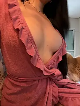 Snapshot of lupyta20 chatting on October 18, 2025, 2:30 pm lupyta20 online show from October 18, 2025, 2:30 pm