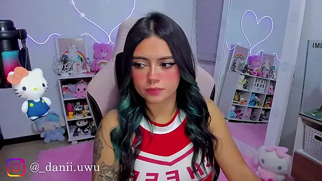 CuteDani  online show from May 10, 2026, 8:18 am