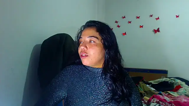 AmaraRoberts420 online show from November 16, 2025, 7:40 pm