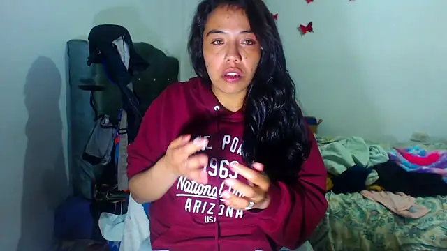 AmaraRoberts420 online show from November 29, 2025, 4:01 am